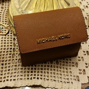 MK TAUPE WALLET